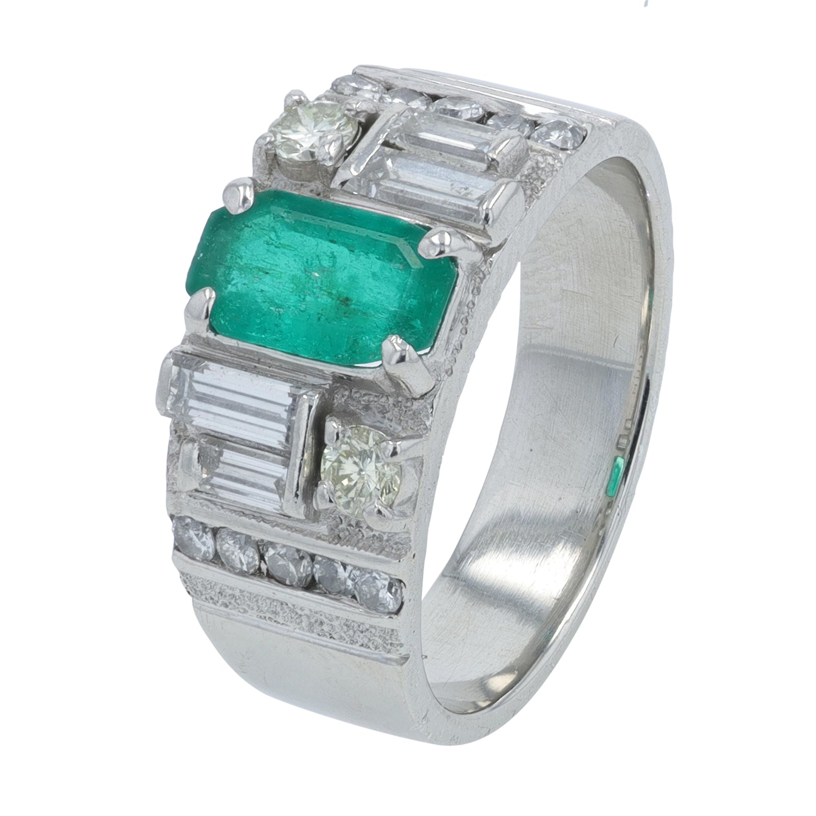 PT900 .76 CTW Emerald Ring