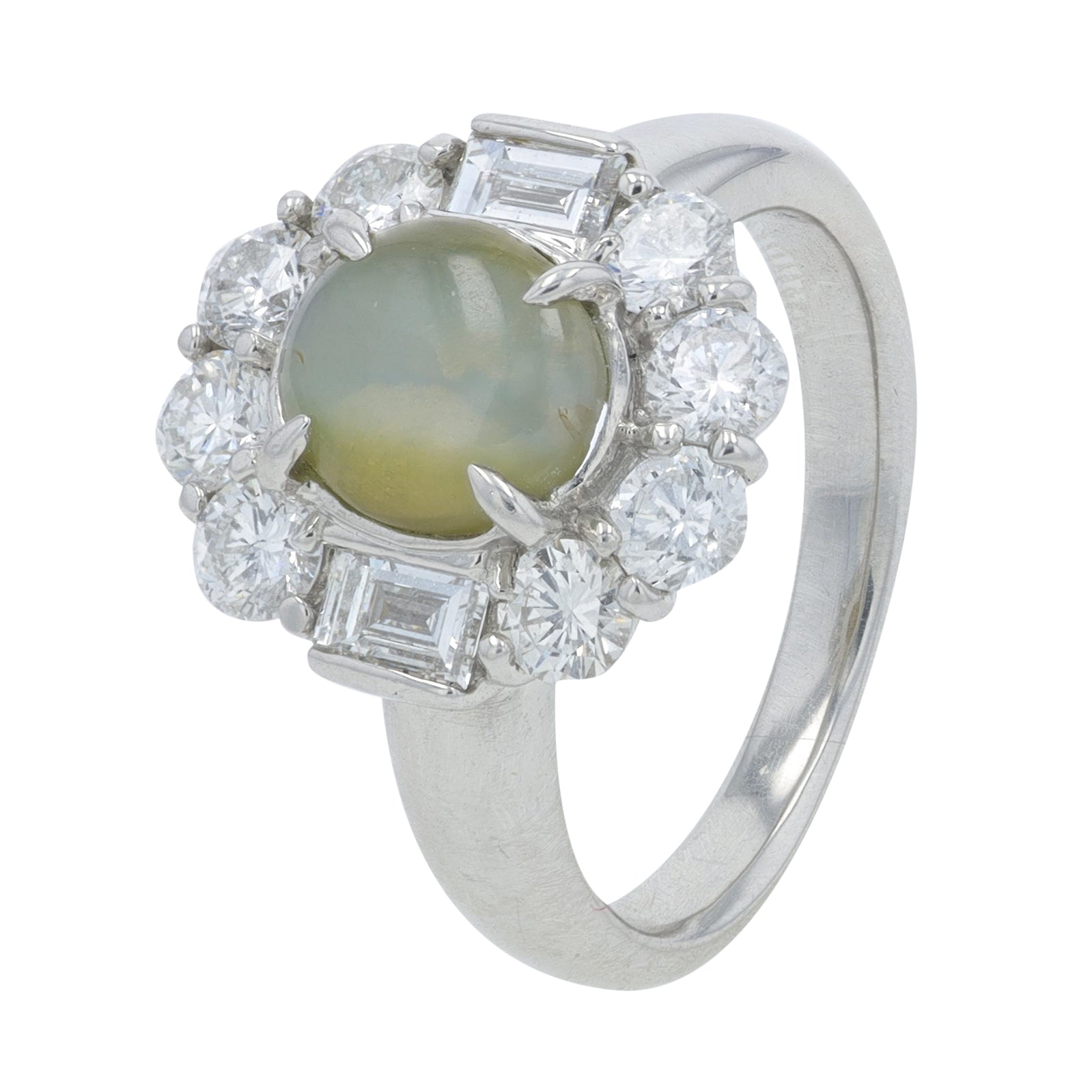 PT900 2.63 CT Cat's Eye Ring