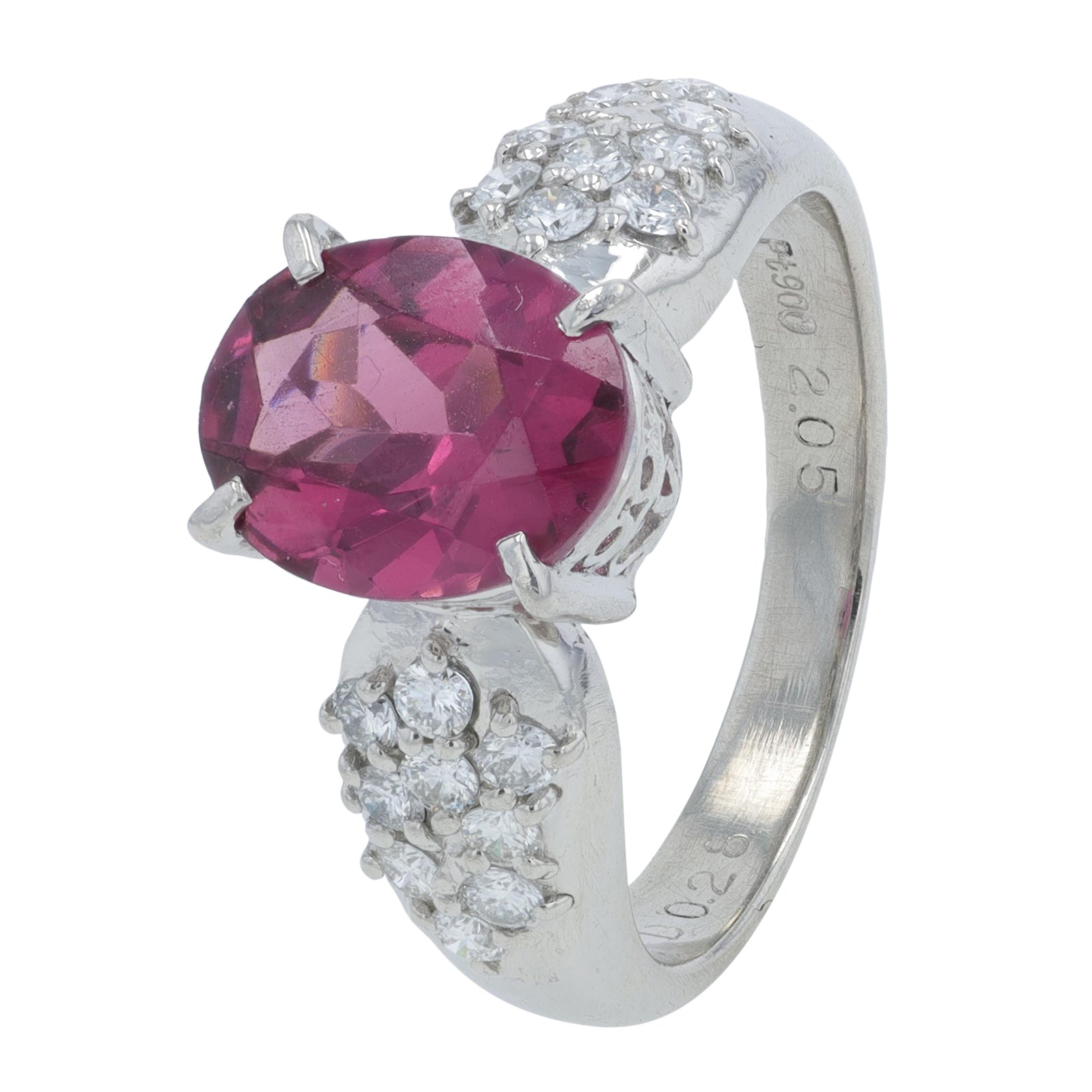 PT900 2.05 CT Garnet Ring