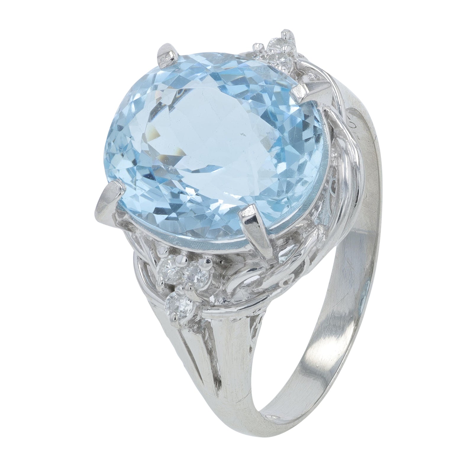 PT900 5.25 CT Aquamarine Ring