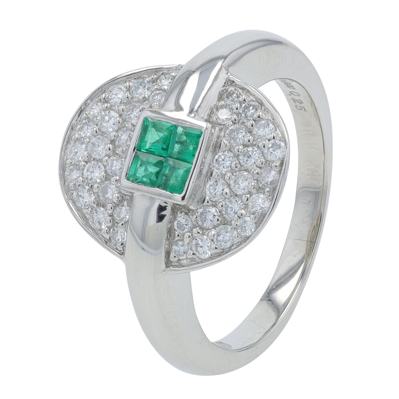 PT900 .25 CT Emerald Ring