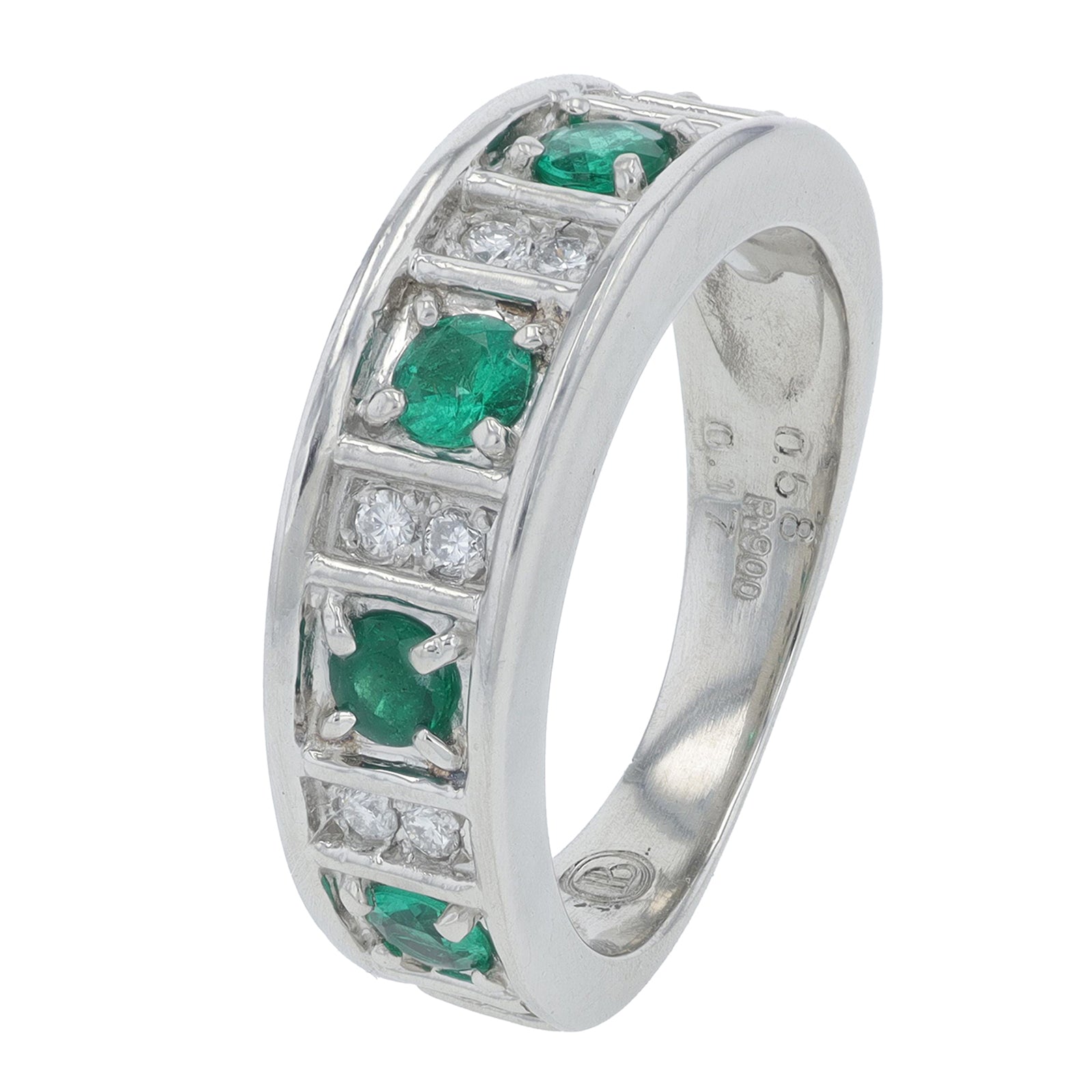 PT900 .58 CT Emerald Band