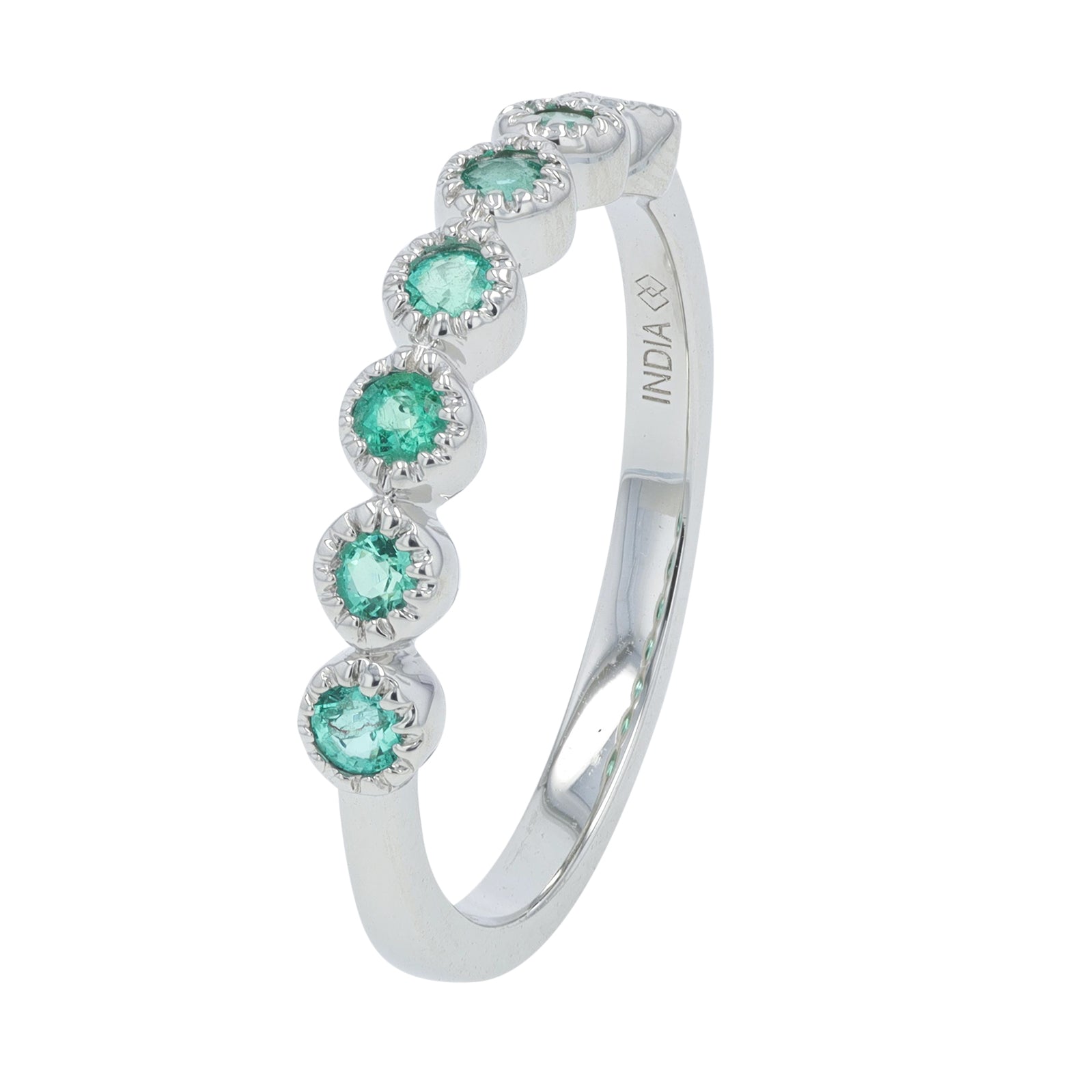PT950 .50 CTW Emerald Band