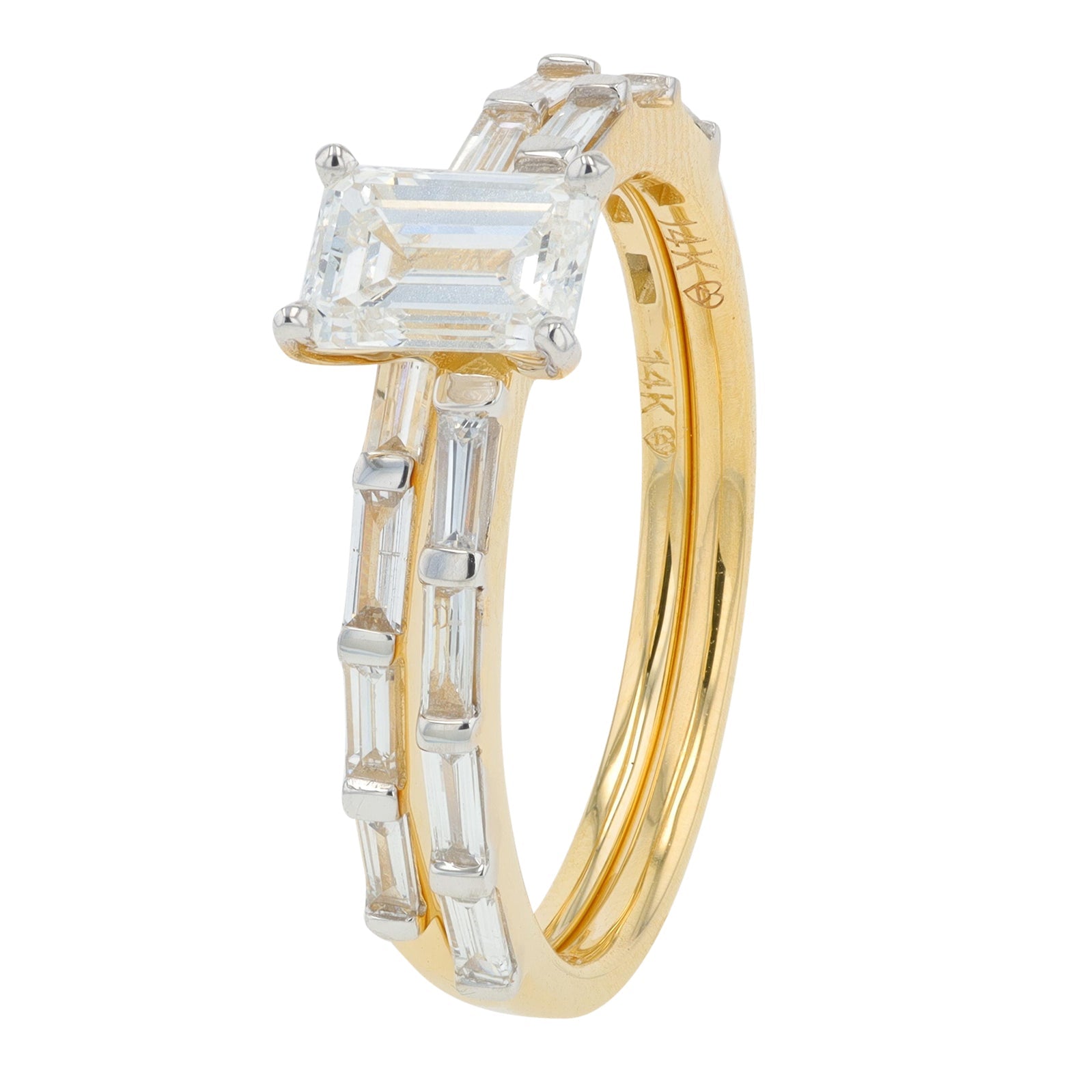 14K 0.75 CT Emerald Cut Center Lab Grown Diamond Bridal Set<p><strong>Lab Grown Diamond</p></strong><p><strong>More Colors Available</p></strong>