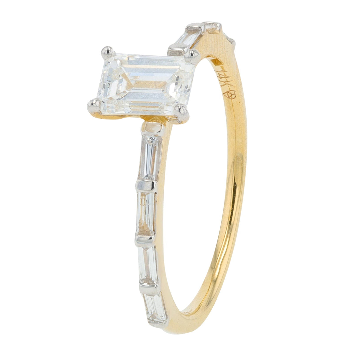 14K 0.75 CT Emerald Cut Center Lab Grown Diamond Bridal Set<p><strong>Lab Grown Diamond</p></strong><p><strong>More Colors Available</p></strong>