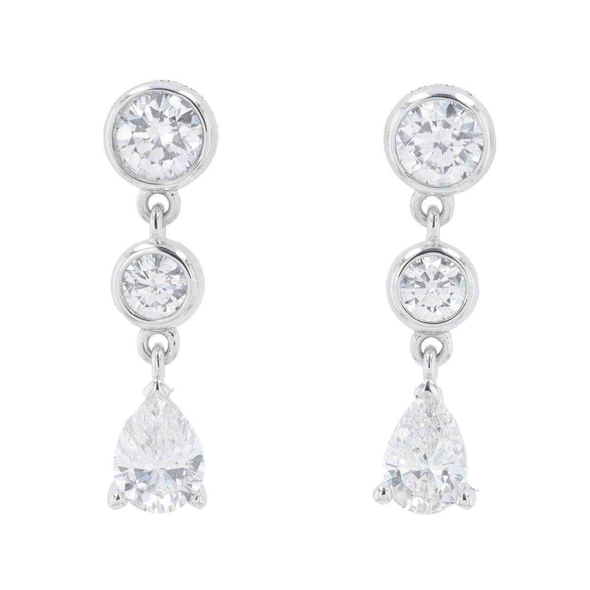 14K 1.25 CT Lab Grown Diamind Dangle Earrings<p><strong>More Colors Available</p></strong><p><strong>Lab Grown Diamond</p></strong>