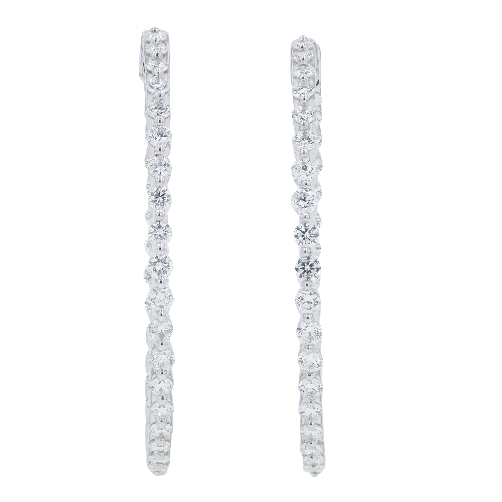 10K WG 1.50 CT Lab Grown Diamond Oval Hoops<p><strong>Lab Grown Diamond</p></strong>