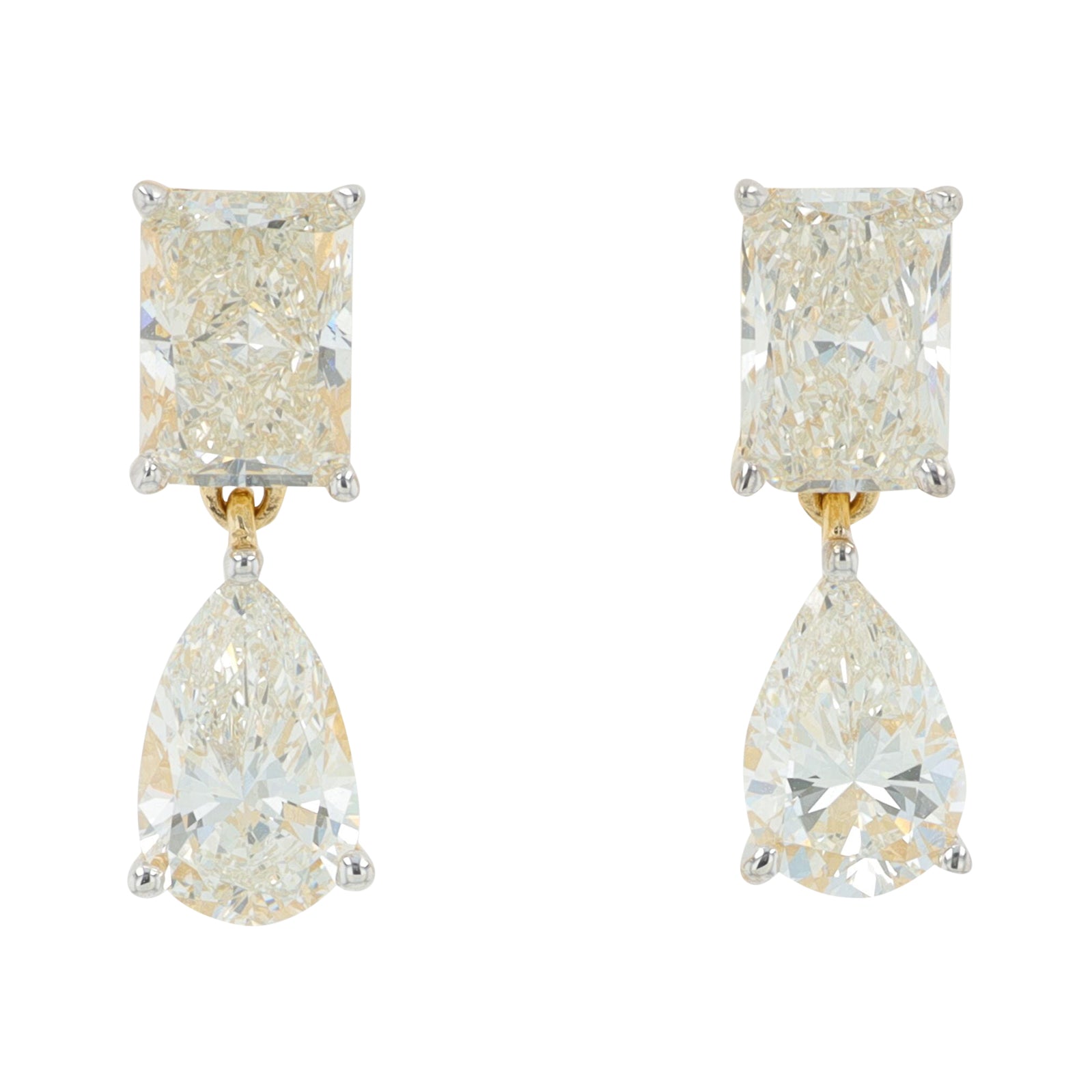 14K 2.50 CT Lab Grown Diamond Earrings<p><strong>More Colors Available</p></strong><p><strong>Lab Grown Diamond</p></strong>