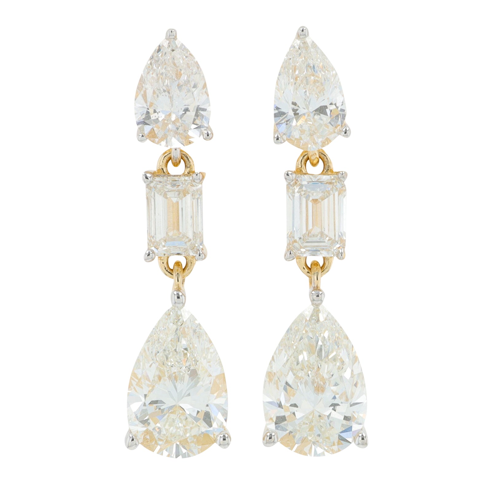 14K 2.50 CT Lab Grown Diamond Earrings<p><strong>More Colors Available</p></strong><p><strong>Lab Grown Diamond</p></strong>