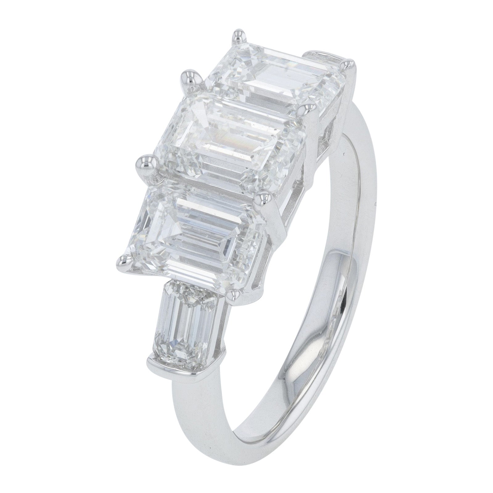 Lab Diamond Engagement Ring in 14K Gold (4 ct. tw)