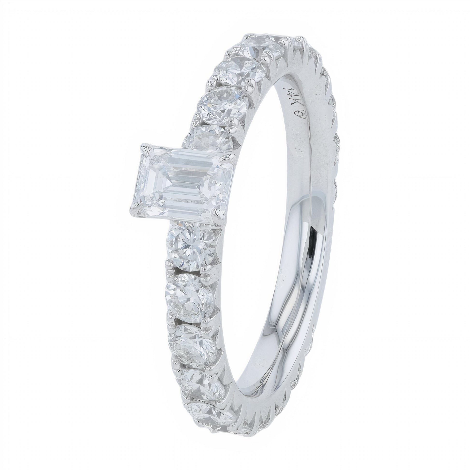 14K 2.50 CTW Lab Grown Diamond Engagement Ring<p><strong>Lab Grown Diamond</p></strong>