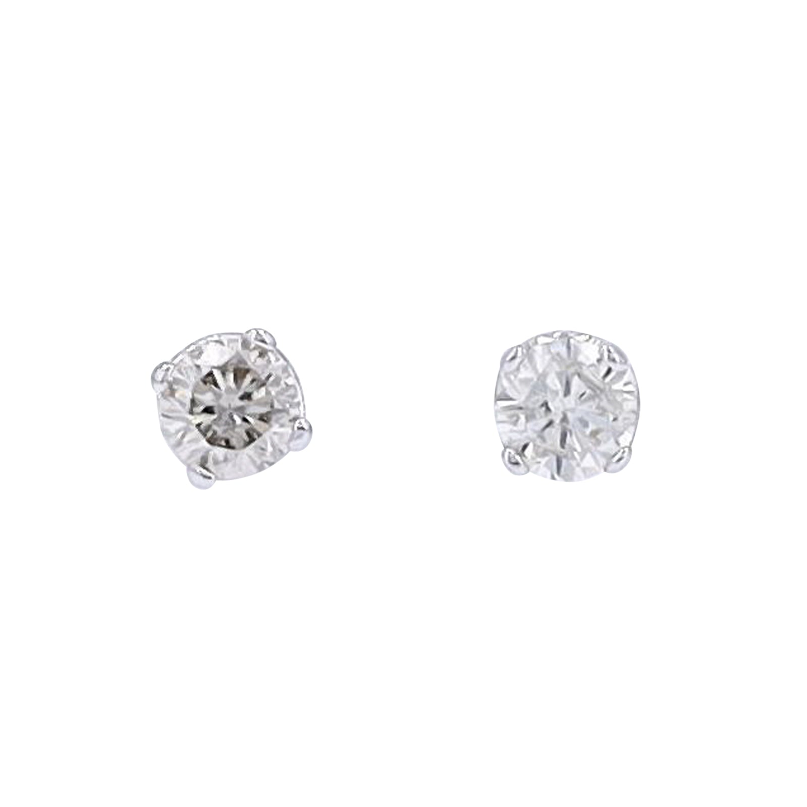 10K WG 1/6 CTW Diamond Studs